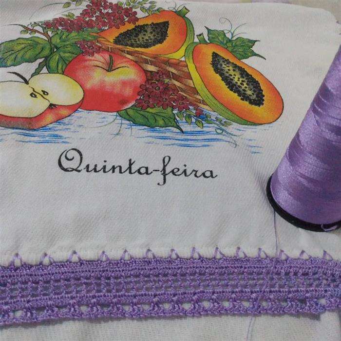 bico de croche quadradinho