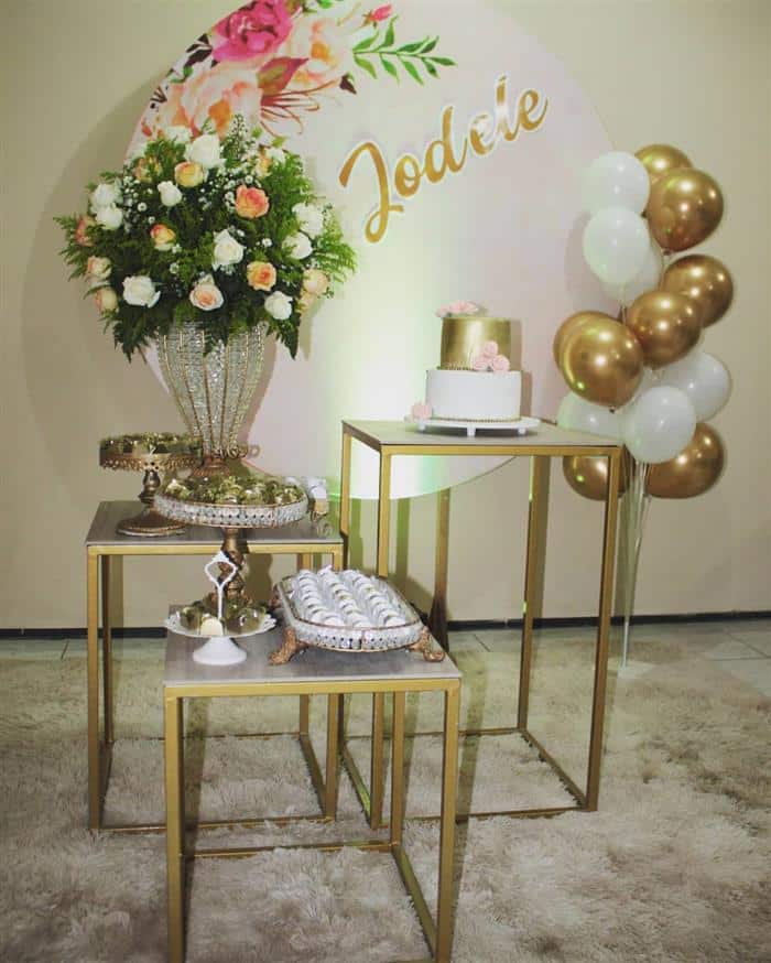 decoração de festa simples e barata