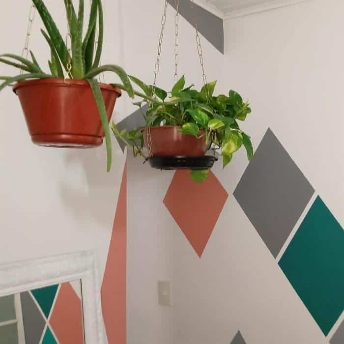 parede pintada com fita adesiva