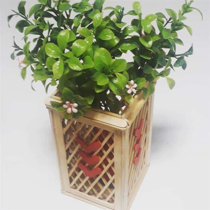 cachepot de madeira de palito
