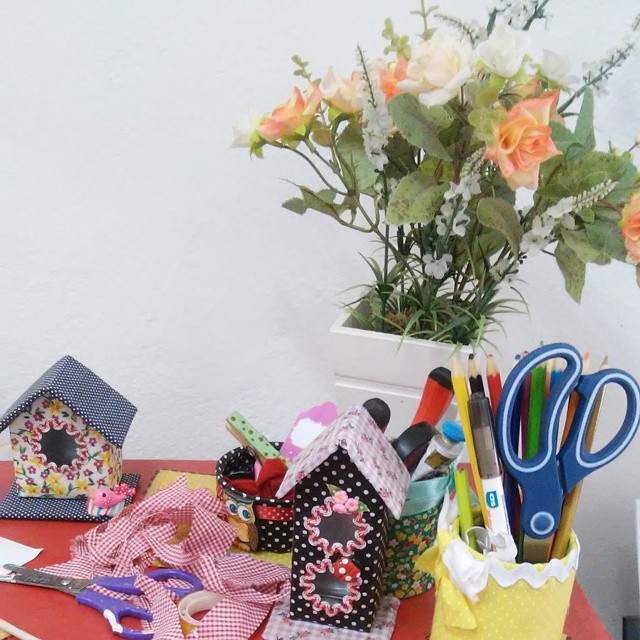 como fazer casinha com caixa de leite