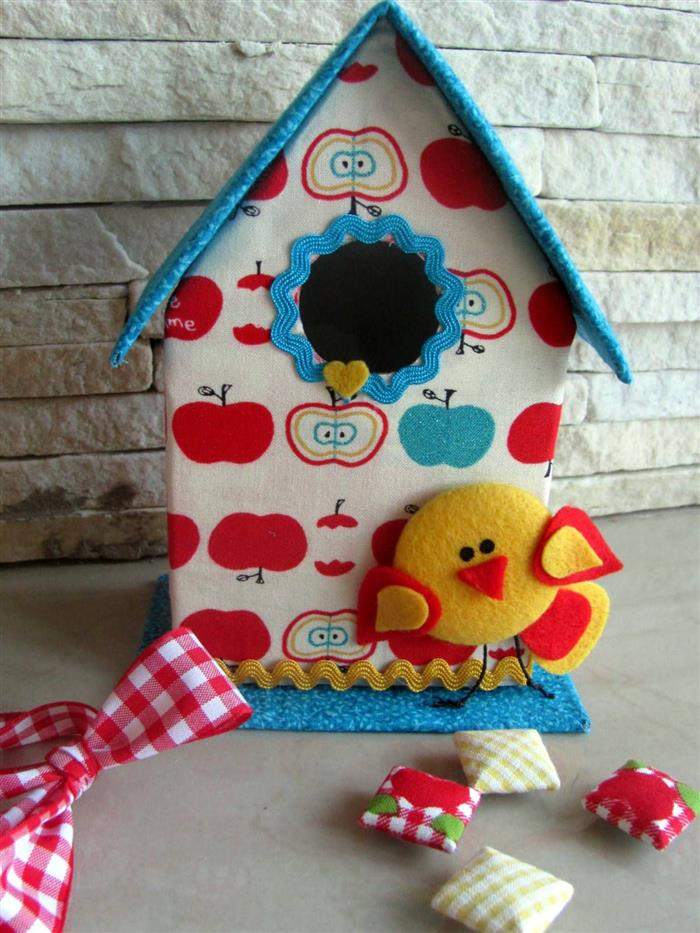ideia de casinha de caixa de leite para lembrancinha