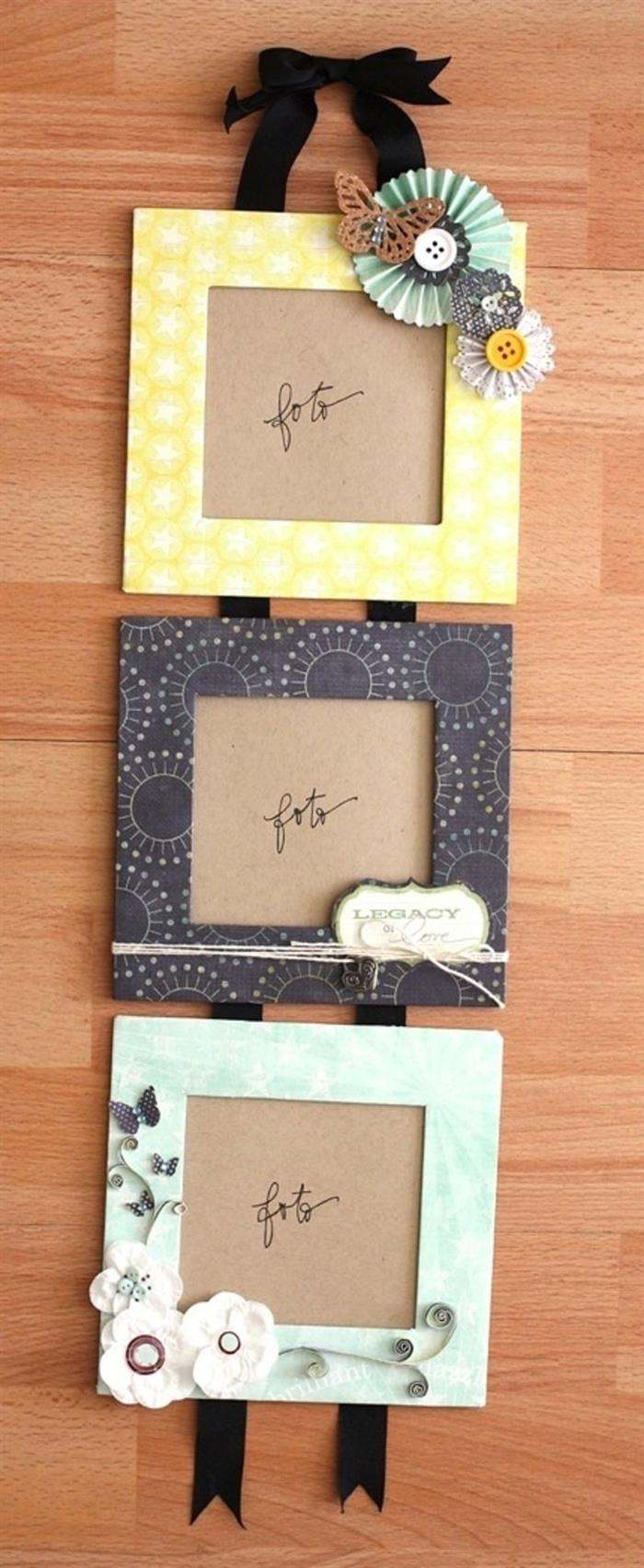 trio de quadros de papelão
