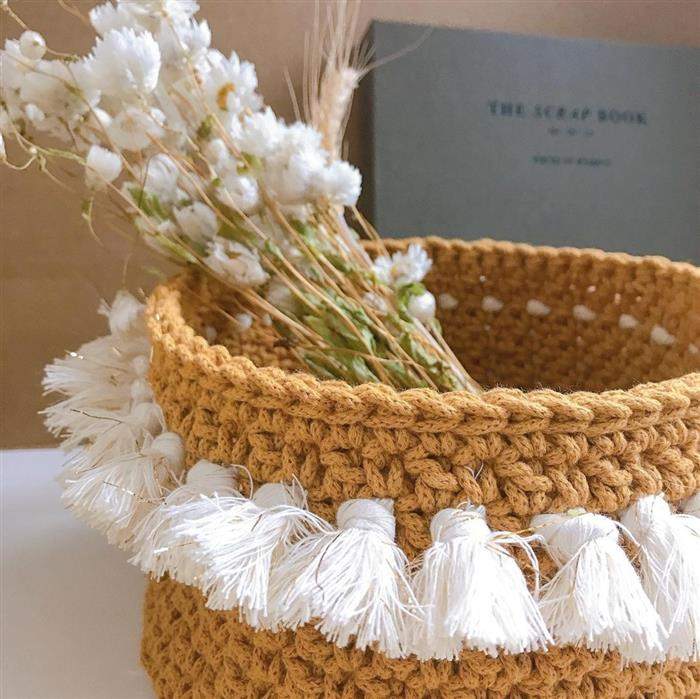 cachepot de corche com pompom