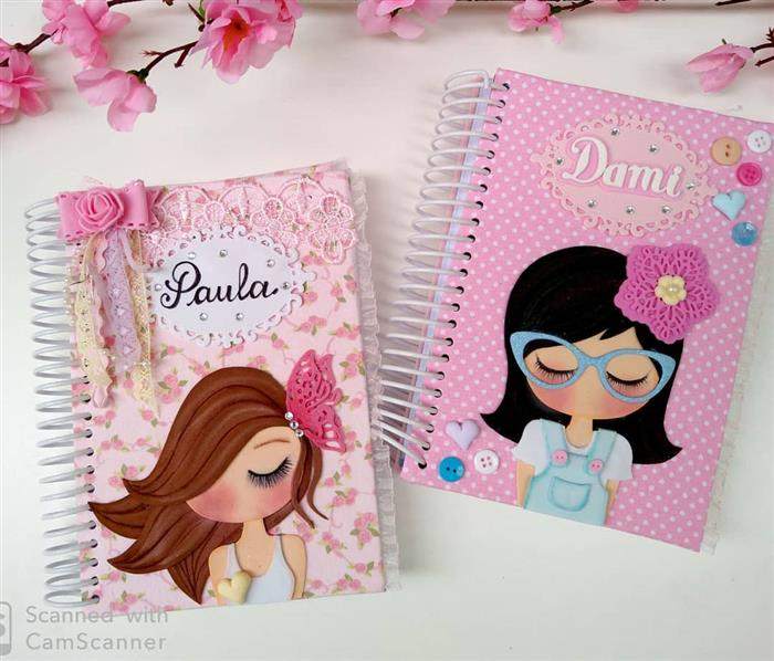 caderno espiral com capa de eva