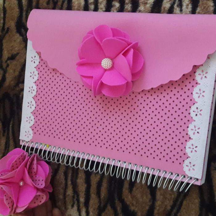 capa com fecho para caderno