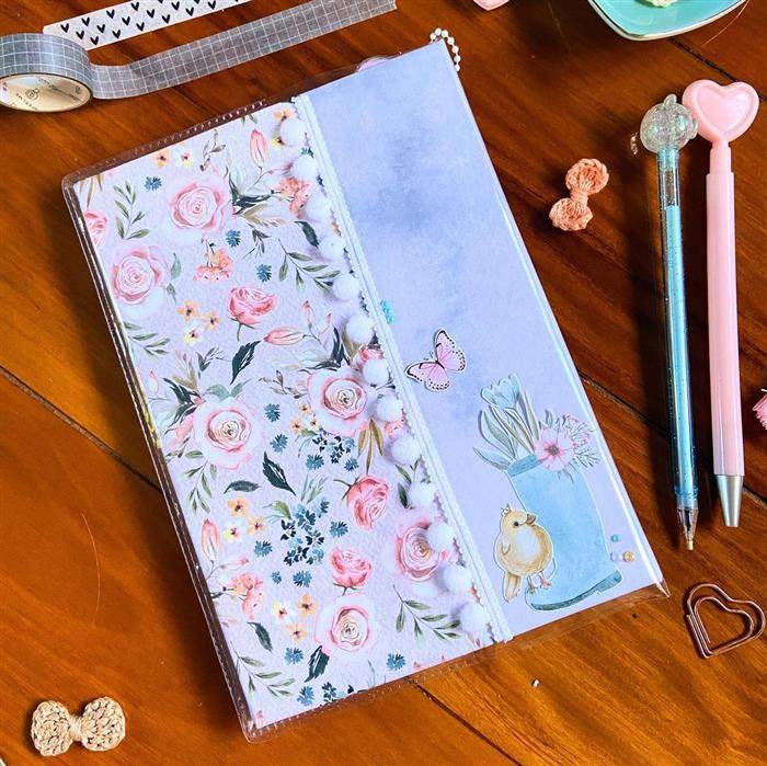 capa de caderno com retalhos