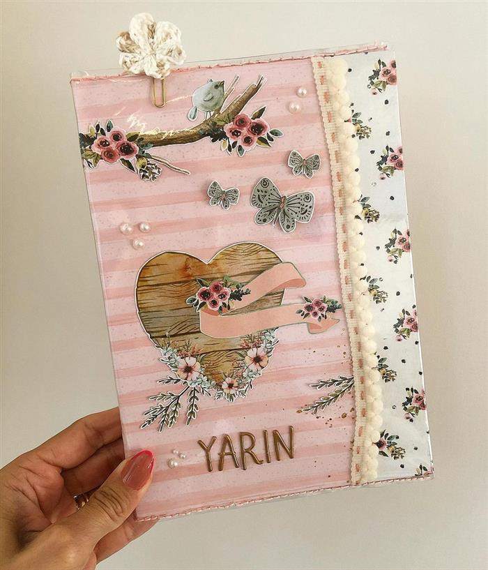 capa de caderno delicada
