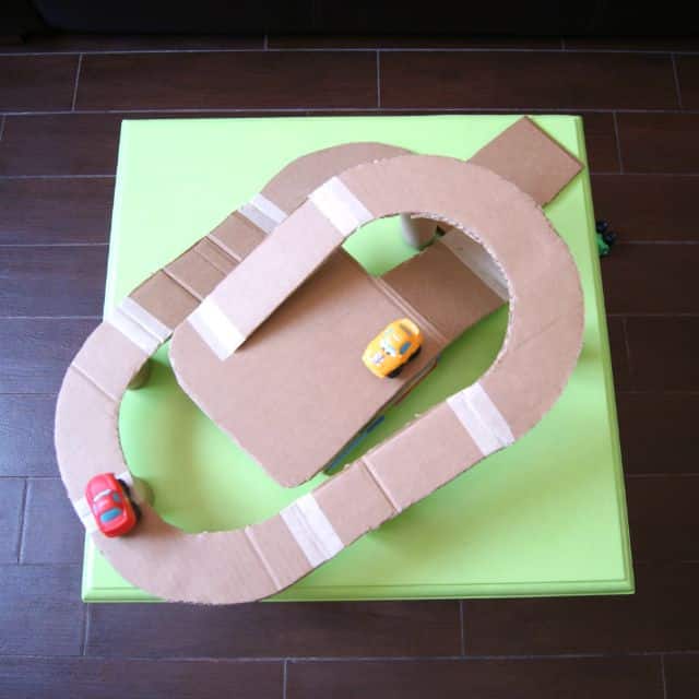 písta de papelão