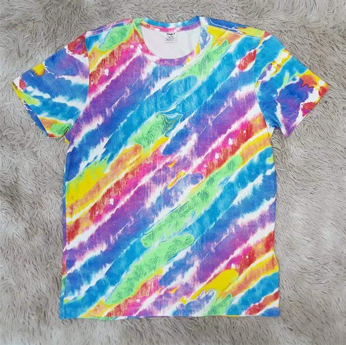 listras camiseta tie dye