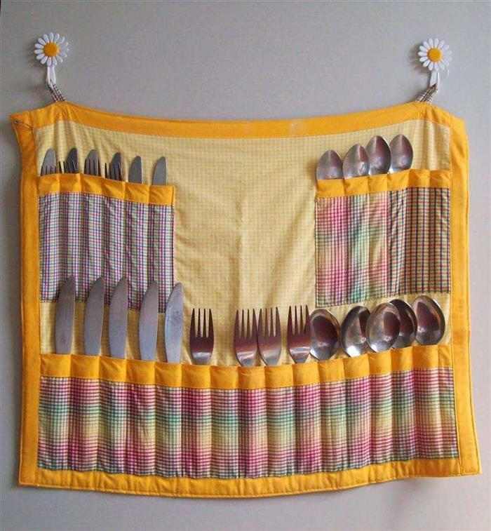 porta-talher-de-tecido-para-parede